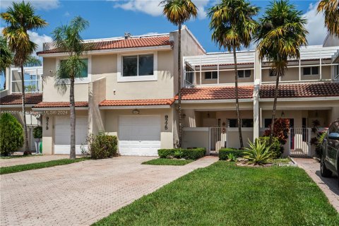 Townhouse in Doral, Florida 3 bedrooms, 176.33 sq.m. № 1067582 - photo 6