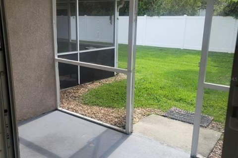 Adosado en venta en Brandon, Florida, 2 dormitorios, 129.69 m2 № 1389192 - foto 8