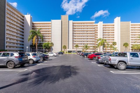 Copropriété à vendre à Pompano Beach, Floride: 1 chambre, 75.72 m2 № 1059022 - photo 3