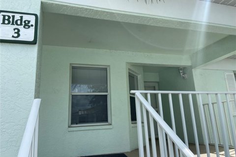 Copropriété à vendre à North Port, Floride: 2 chambres, 107.12 m2 № 1283121 - photo 2