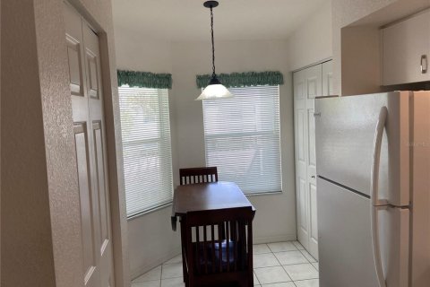 Condo in North Port, Florida, 2 bedrooms  № 1283121 - photo 8