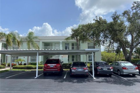 Copropriété à vendre à North Port, Floride: 2 chambres, 107.12 m2 № 1283121 - photo 1