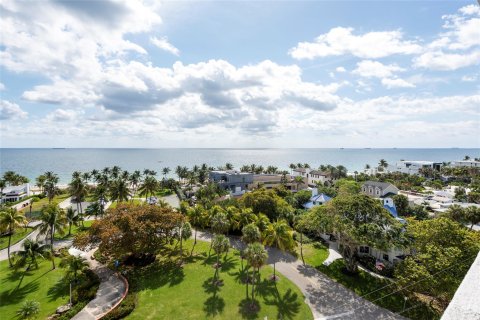 Condo in Fort Lauderdale, Florida, 1 bedroom  № 1077830 - photo 2