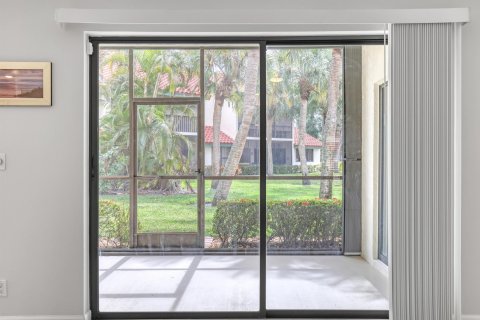 Condo in Palm Beach Gardens, Florida, 2 bedrooms  № 1057040 - photo 26
