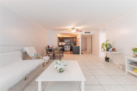 Copropriété à vendre à Aventura, Floride: 1 chambre, 93.37 m2 № 1397749 - photo 7