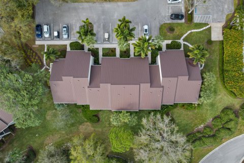 Condo in Stuart, Florida, 2 bedrooms  № 1031650 - photo 11