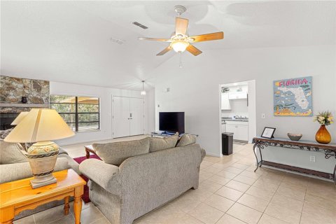 Casa en venta en Dunnellon, Florida, 3 dormitorios, 136.57 m2 № 1385483 - foto 4