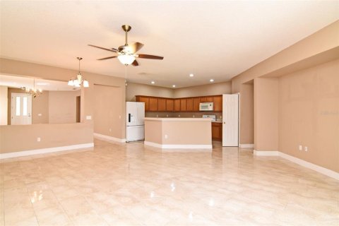 House in Orlando, Florida 3 bedrooms, 173.08 sq.m. № 1385517 - photo 5