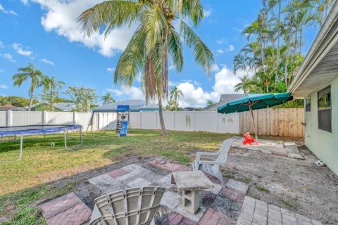 Villa ou maison à vendre à Jensen Beach, Floride: 5 chambres, 189.52 m2 № 1160839 - photo 13