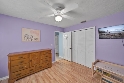 Casa en venta en Jensen Beach, Florida, 5 dormitorios, 189.52 m2 № 1160839 - foto 18