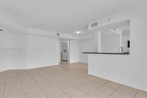 Condominio en venta en Pembroke Pines, Florida, 3 dormitorios, 115.85 m2 № 1240724 - foto 23