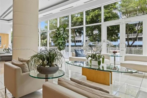 Condominio en venta en Miami, Florida, 1 dormitorio, 73.49 m2 № 1236694 - foto 20