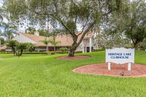 Condo in New Port Richey, Florida, 2 bedrooms  № 1255682 - photo 22