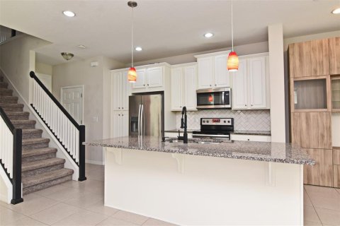 Townhouse in Orlando, Florida 3 bedrooms, 161.84 sq.m. № 1353460 - photo 11