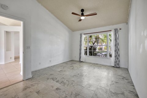 Casa en venta en Tamarac, Florida, 3 dormitorios, 126.44 m2 № 1228484 - foto 28