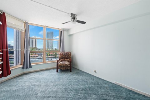 Condominio en venta en Aventura, Florida, 2 dormitorios, 126.81 m2 № 1073456 - foto 21