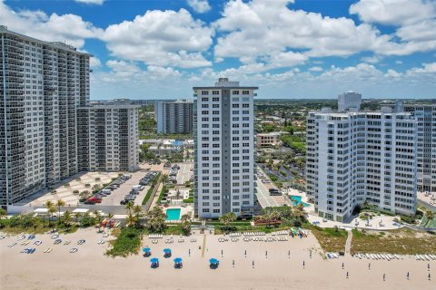 Copropriété à vendre à Fort Lauderdale, Floride: 2 chambres, 133.22 m2 № 1224897 - photo 10