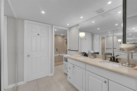 Copropriété à vendre à Fort Lauderdale, Floride: 2 chambres, 133.22 m2 № 1224897 - photo 30