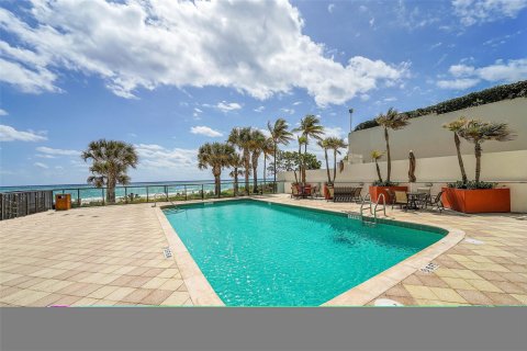 Copropriété à vendre à Fort Lauderdale, Floride: 2 chambres, 133.22 m2 № 1224897 - photo 19