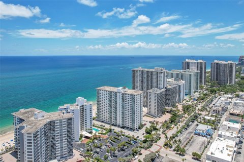 Condominio en venta en Fort Lauderdale, Florida, 2 dormitorios, 133.22 m2 № 1224897 - foto 12