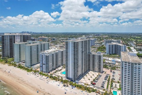 Condo in Fort Lauderdale, Florida, 2 bedrooms  № 1224897 - photo 8