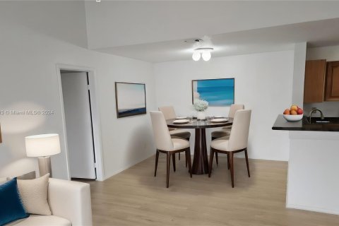 Copropriété à vendre à Coral Springs, Floride: 2 chambres, 103.49 m2 № 1353810 - photo 5