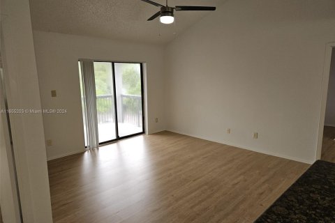 Copropriété à vendre à Coral Springs, Floride: 2 chambres, 103.49 m2 № 1353810 - photo 30