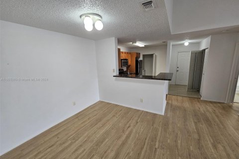 Copropriété à vendre à Coral Springs, Floride: 2 chambres, 103.49 m2 № 1353810 - photo 16