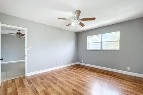 Copropriété à vendre à Lauderhill, Floride: 2 chambres, 79.9 m2 № 1353769 - photo 15