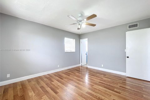 Copropriété à vendre à Lauderhill, Floride: 2 chambres, 79.9 m2 № 1353769 - photo 14