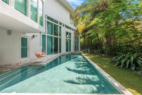 Villa ou maison à vendre à Golden Beach, Floride: 6 chambres, 673.45 m2 № 1332277 - photo 6