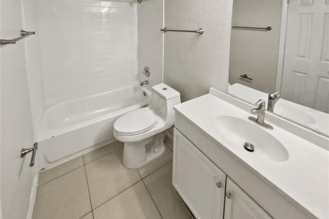 Condominio en venta en Orlando, Florida, 3 dormitorios, 106.84 m2 № 1255377 - foto 18