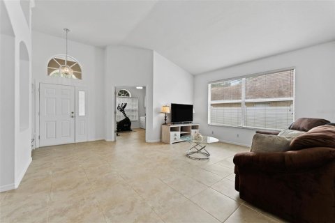 Casa en venta en Tampa, Florida, 4 dormitorios, 231.88 m2 № 1361696 - foto 11