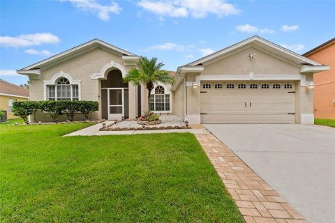 House in Tampa, Florida 4 bedrooms, 231.88 sq.m. № 1361696 - photo 2