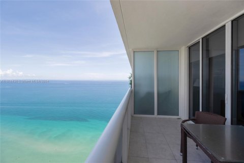 Copropriété à vendre à Hallandale Beach, Floride: 1 chambre, 78.41 m2 № 1292570 - photo 14