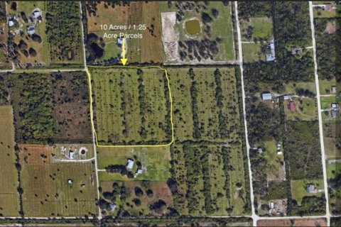 Land in Punta Gorda, Florida № 1260572 - photo 1