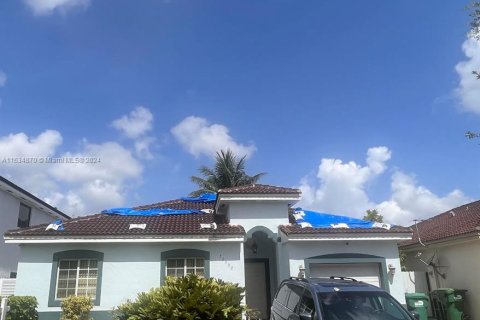 Casa en venta en Cutler Bay, Florida, 4 dormitorios, 154.87 m2 № 1306333 - foto 1