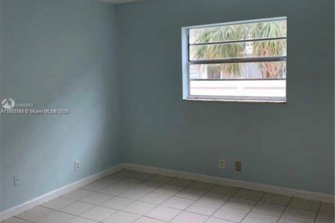 Copropriété à vendre à Pompano Beach, Floride: 2 chambres, 67.73 m2 № 1347812 - photo 7