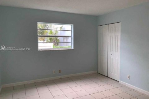 Copropriété à vendre à Pompano Beach, Floride: 2 chambres, 67.73 m2 № 1347812 - photo 8