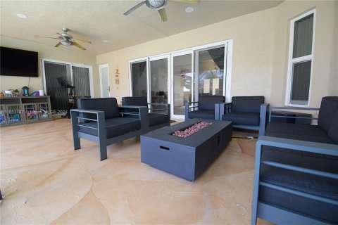 Villa ou maison à vendre à Coral Springs, Floride: 5 chambres, 249.72 m2 № 1347842 - photo 27