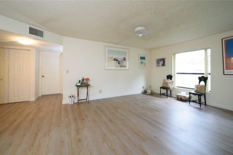 Copropriété à vendre à Pompano Beach, Floride: 2 chambres, 90.86 m2 № 1079289 - photo 10