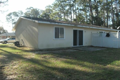 Commercial property in Edgewater, Florida 4 bedrooms, 144.93 sq.m. № 1191465 - photo 20