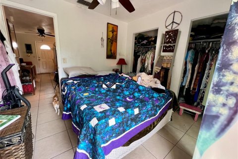 Commercial property in Edgewater, Florida 4 bedrooms, 144.93 sq.m. № 1191465 - photo 8