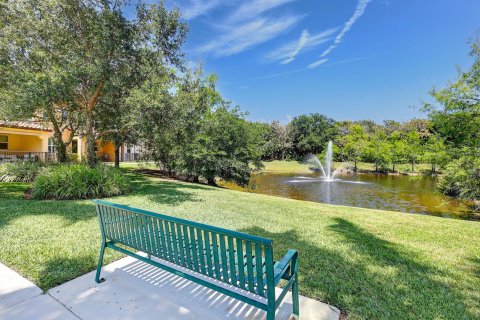 Touwnhouse à vendre à Palm Beach Gardens, Floride: 3 chambres, 159.61 m2 № 1168717 - photo 12