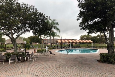 Condo in Sunrise, Florida, 1 bedroom  № 1168632 - photo 3