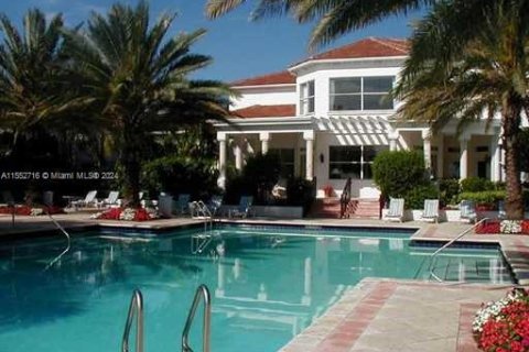 Copropriété à vendre à Aventura, Floride: 2 chambres, 110.65 m2 № 1072318 - photo 15