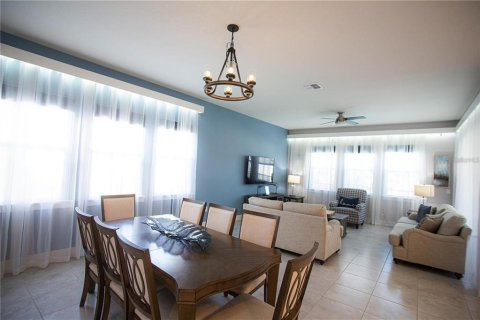 Villa ou maison à vendre à Kissimmee, Floride: 5 chambres, 310.76 m2 № 1261148 - photo 6