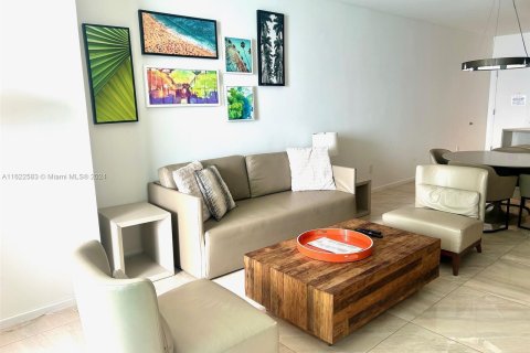 Hotel in Hollywood, Florida 1 bedroom, 78.13 sq.m. № 1292613 - photo 25