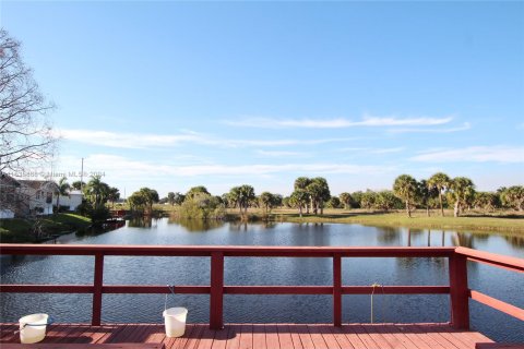 House in Moore Haven, Florida 1 bedroom № 1017786 - photo 27