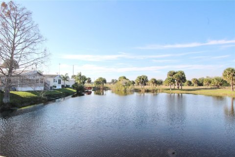 House in Moore Haven, Florida 1 bedroom № 1017786 - photo 28
